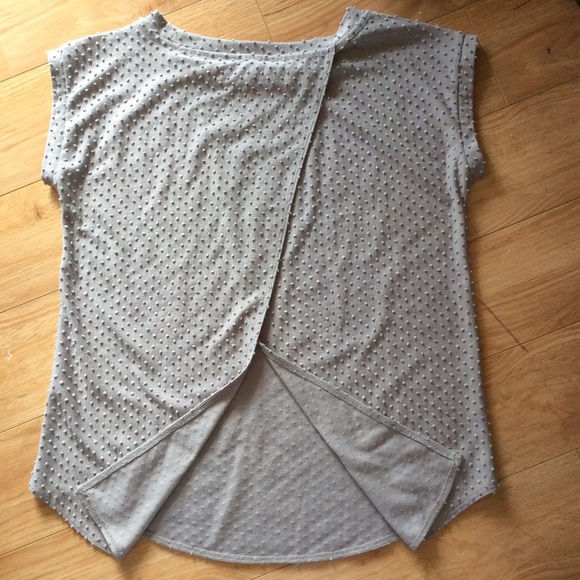 ➡️Aritzia Wilfred Anvers short sleeve shirt - Picture 6 of 7